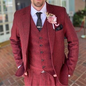 Men's Red Tweed Suit